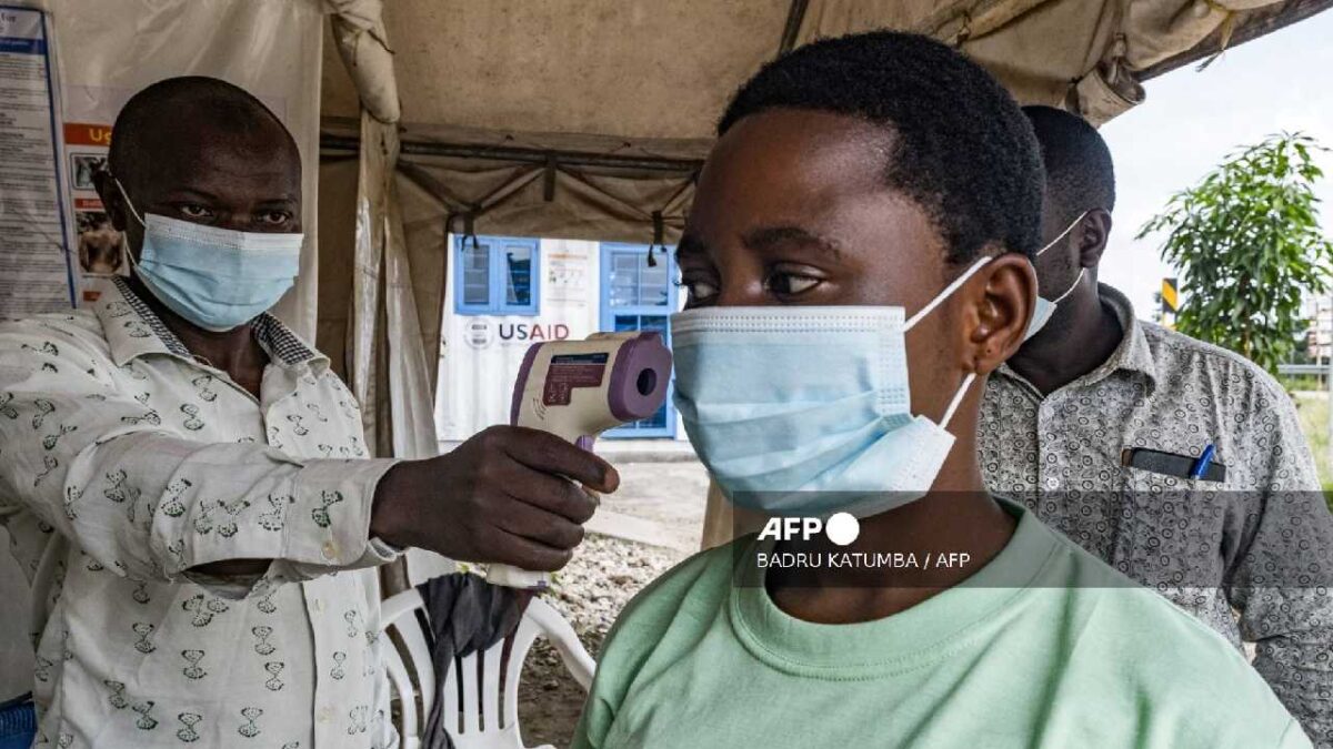 La OMS declaró el domingo una alerta sanitaria internacional para hacer frente a la epidemia desatada en la RDC.