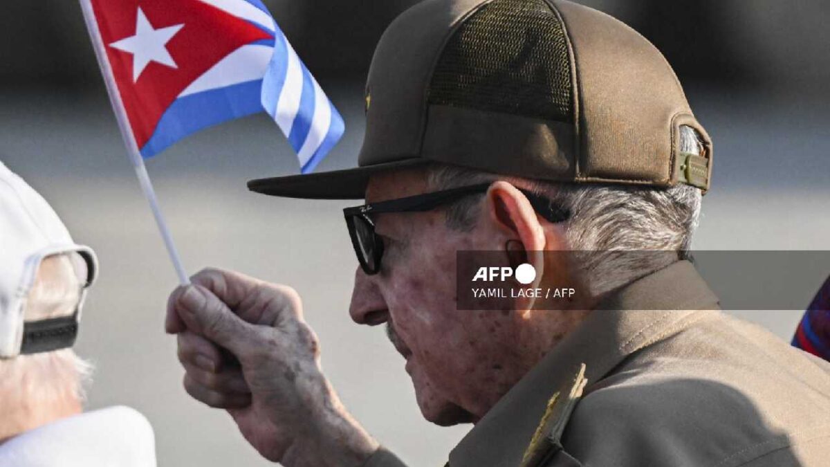 Medios dicen que EU va contra Raúl Castro.