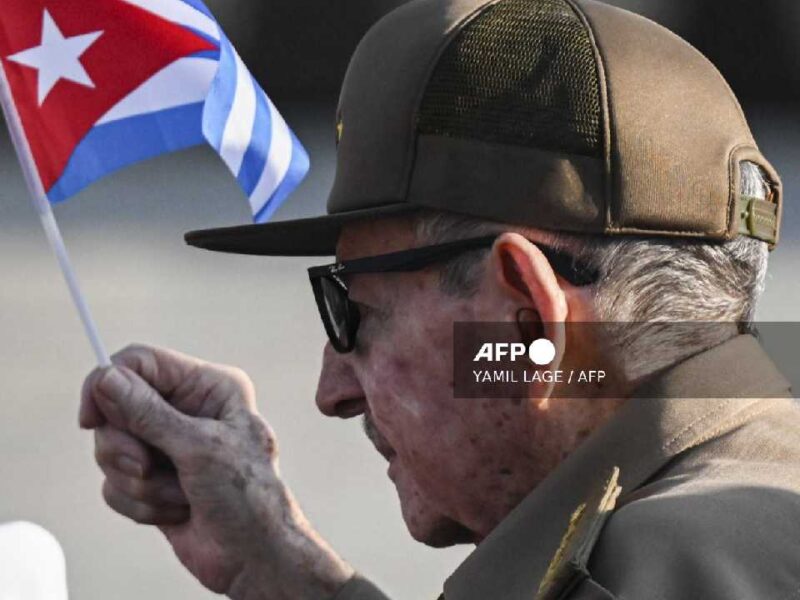 Estados Unidos va por el expresidente cubano Raúl Castro; lo quiere tras las rejas