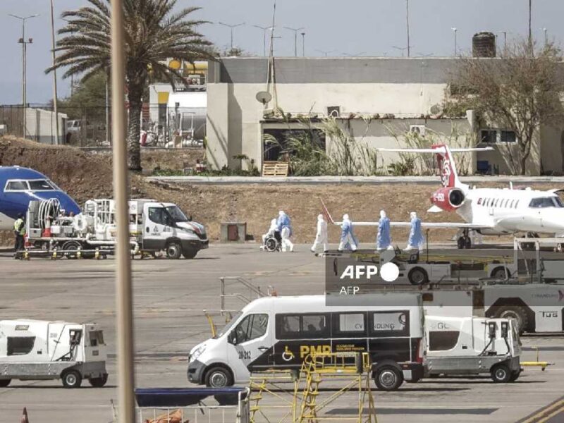 Evacuan pacientes por hantavirus desde crucero hacia Países Bajos tras brote a bordo
