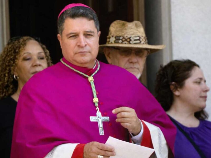 Exinmigrante indocumentado es nombrado obispo en EU por el Papa León XIV