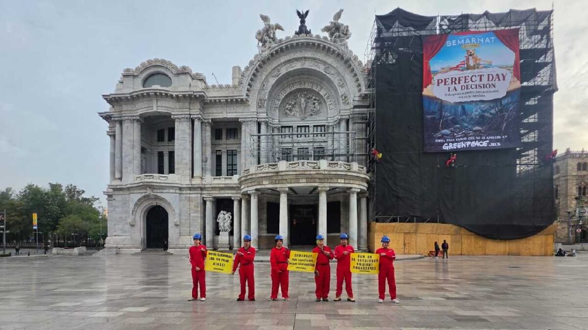 Greenpeace protesta contra Perfect Day.
