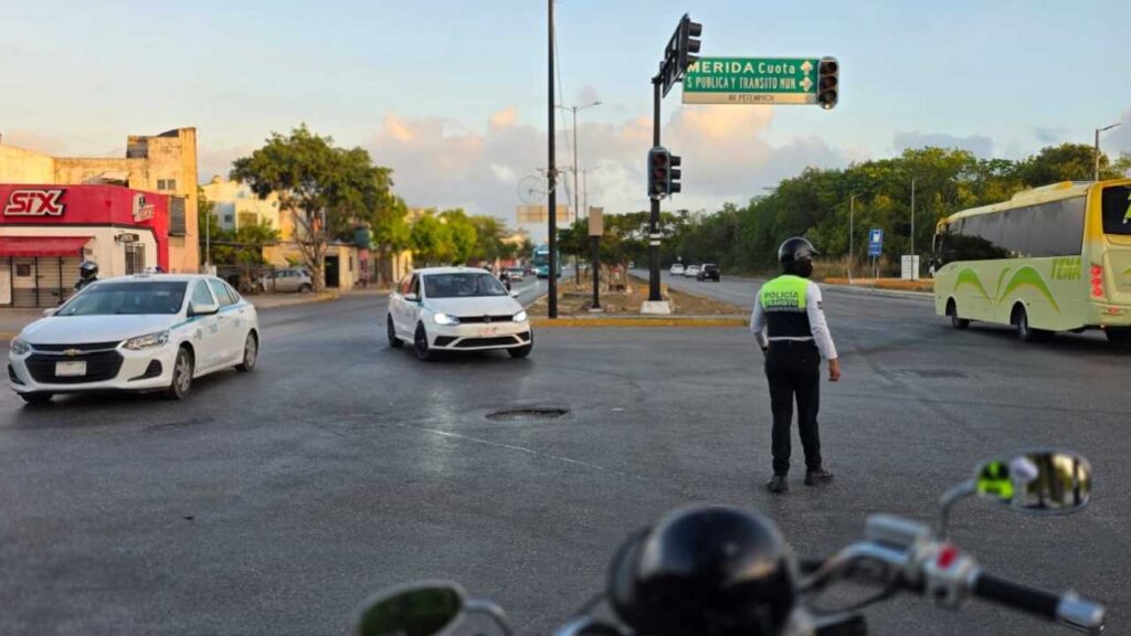 Siguen los apagones en Playa del Carmen.
