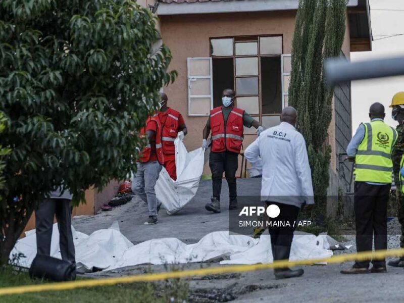 Kenia: caen 8 estudiantes tras incendio en internado que dejó 16 fallecidas
