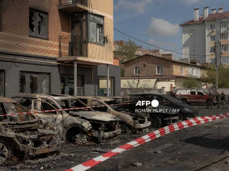 Kiev vive una de sus noches más mortales tras bombardeo ruso que deja 24 muertos