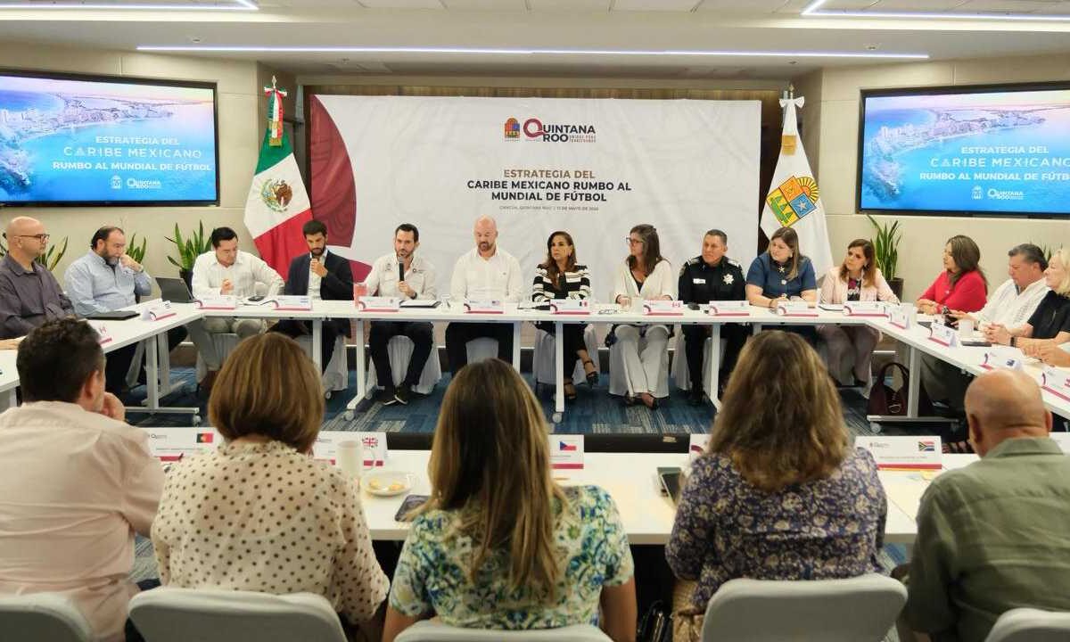 Mara Lezama se reunió con diplomáticos.