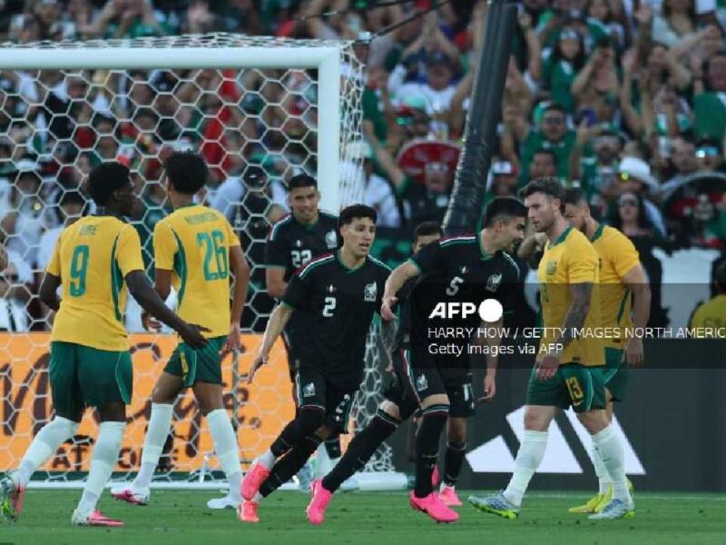 México celebra el regreso de Ochoa y vence a Australia rumbo al Mundial