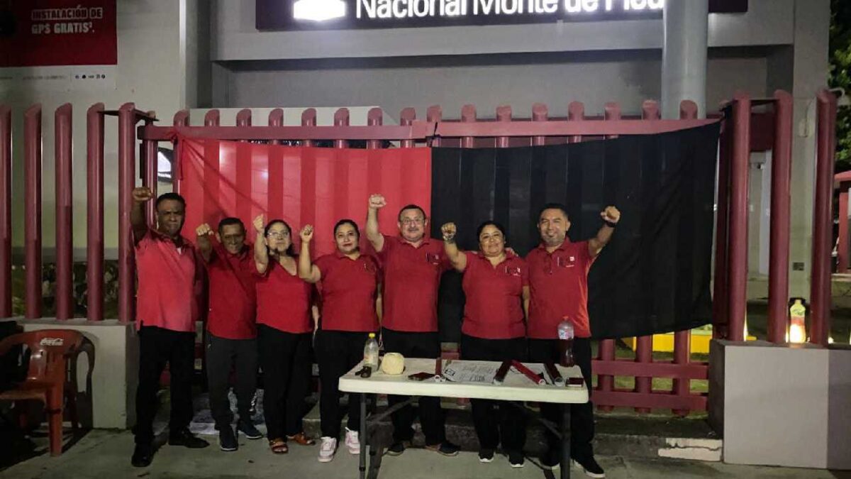Sin avances negociaciones por Huelga en el Monte de Piedad.