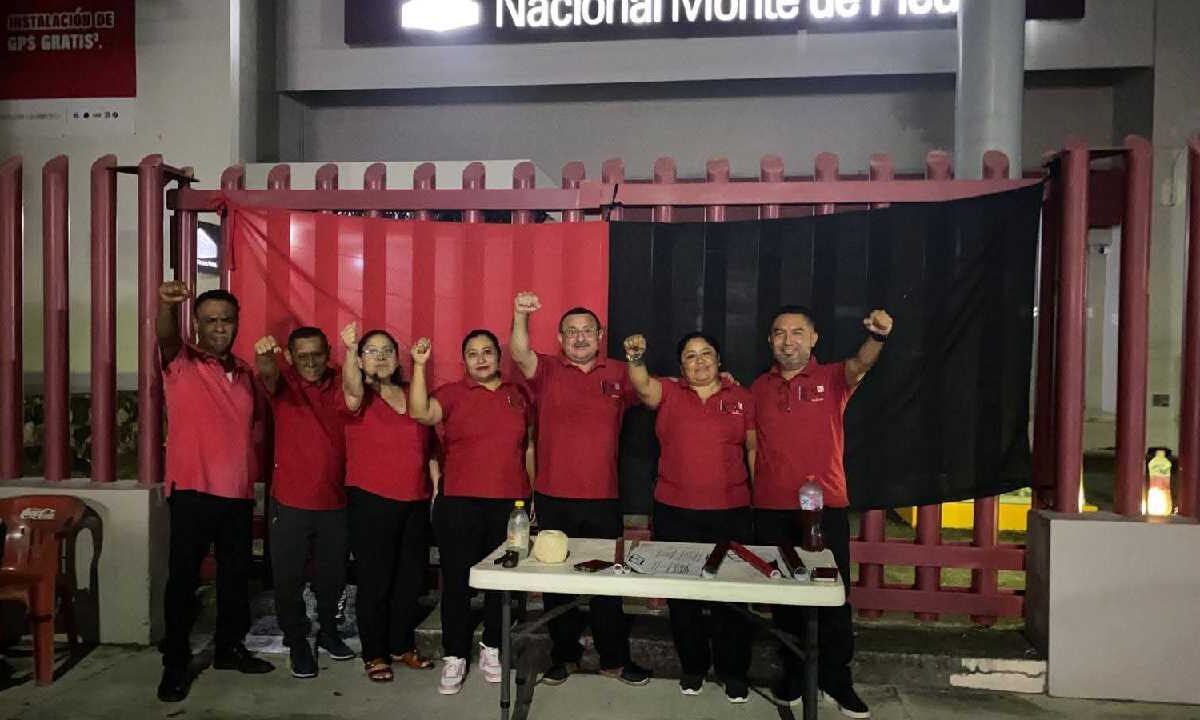 Sin avances negociaciones por Huelga en el Monte de Piedad.