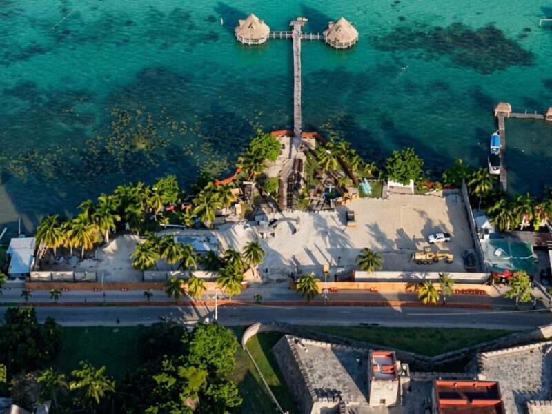 Sedena reconstruirá muelle en Bacalar tras aval de Semarnat