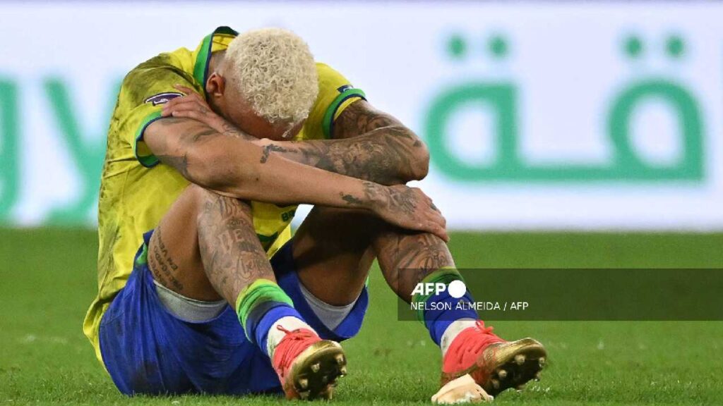Neymar lesionado.