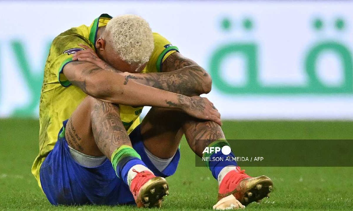 Neymar lesionado.