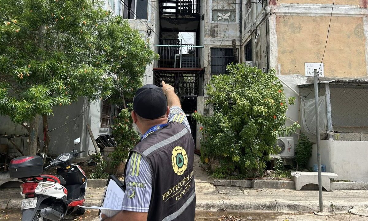 Notifican riesgo en 1,360 departamentos de la Sm 77 Cancún