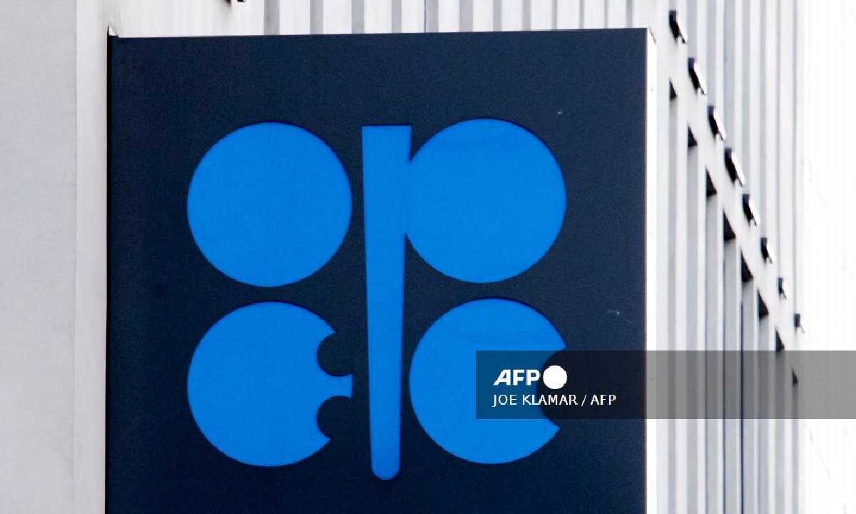 Siguen las tensiones por la salida de EAU de la OPEP.