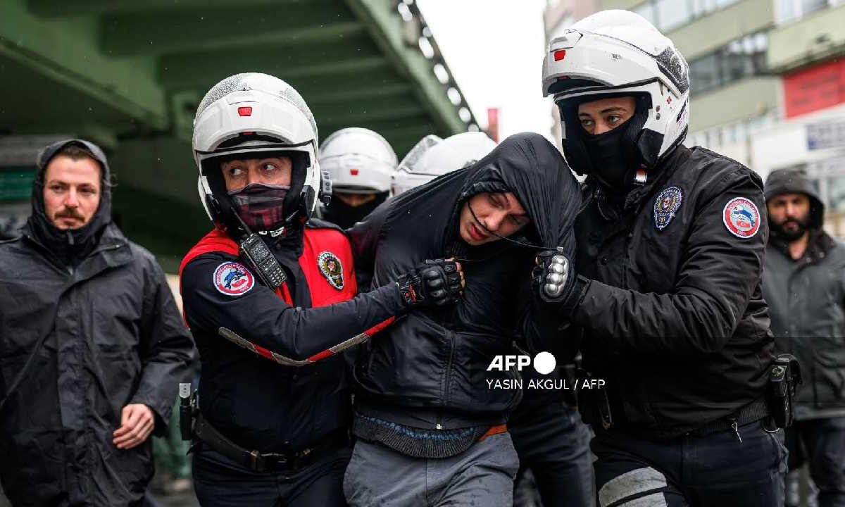 Agresión contra trabajadores en Turquía.