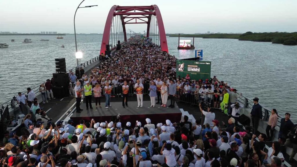Así fue la inauguración del Puente Nichupté.