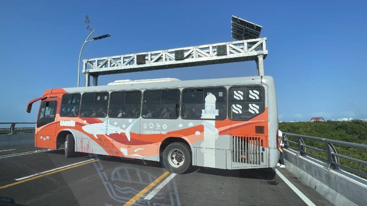 Cancún reestructurará 85 rutas de transporte público.