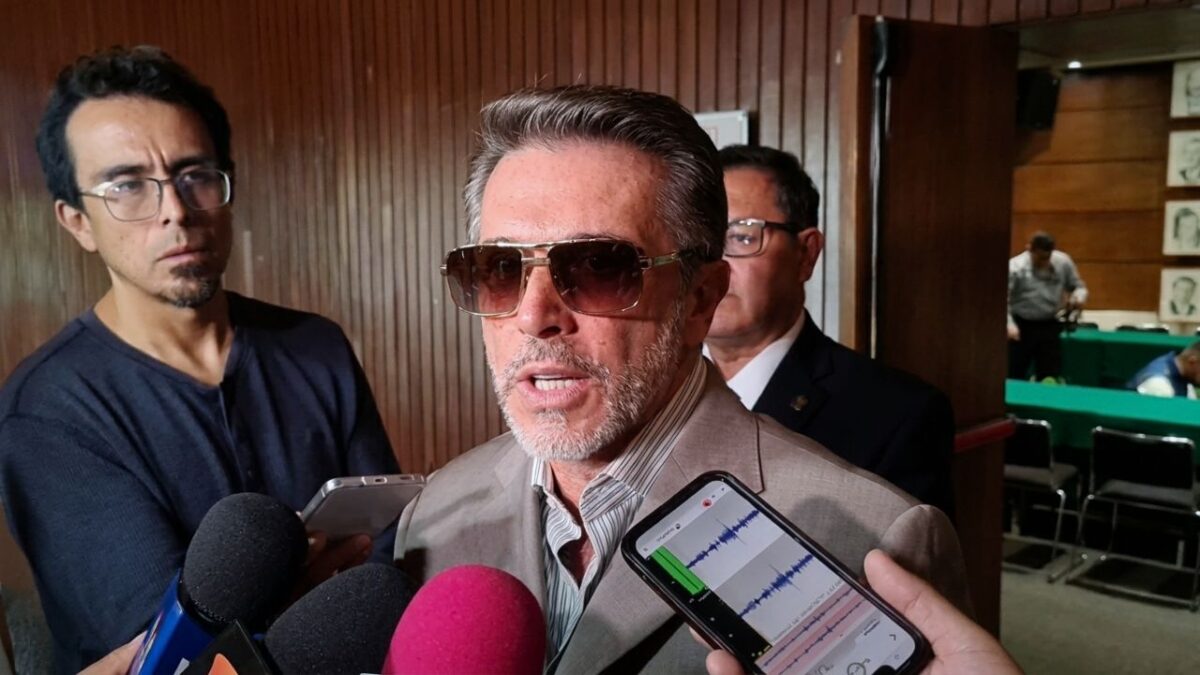 Sergio Mayer denuncia maltrato y rudeza interna en Morena