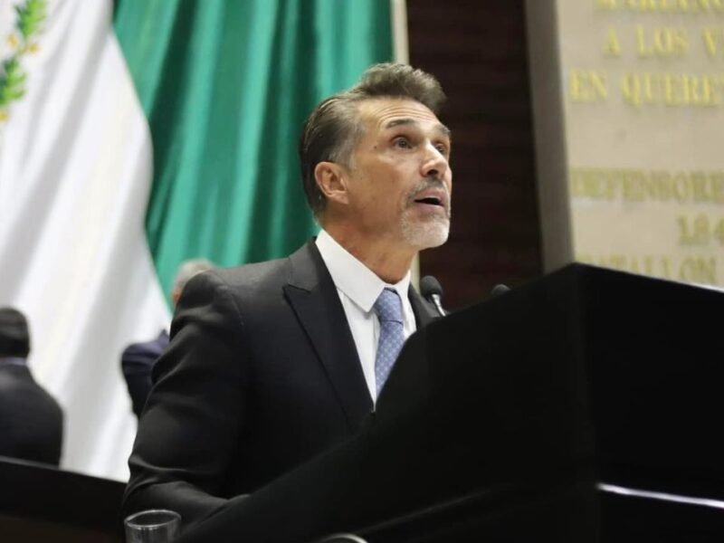 Sergio Mayer renuncia a Morena de forma definitiva e irrevocable