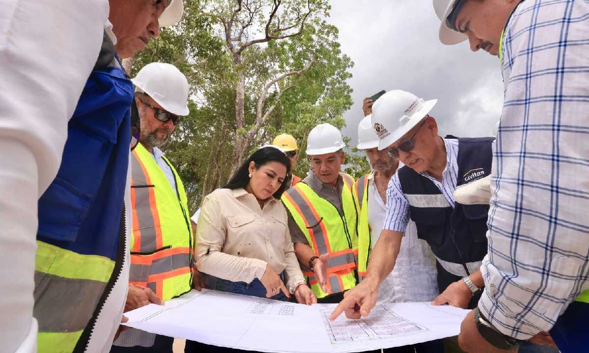 Blanca Merari en apoyo a la población.