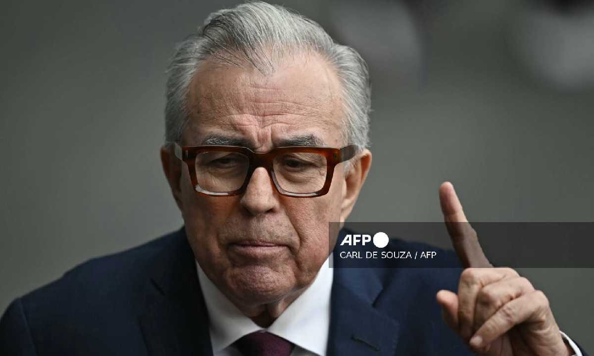 UIF congela cuentas de exfuncionarios de Sinaloa.