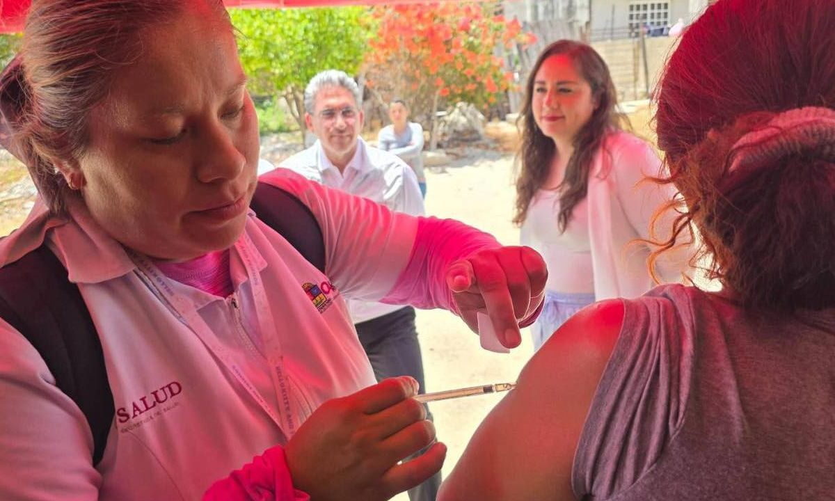 Vacunación en Quintana Roo supera meta; aplican 190 mil dosis