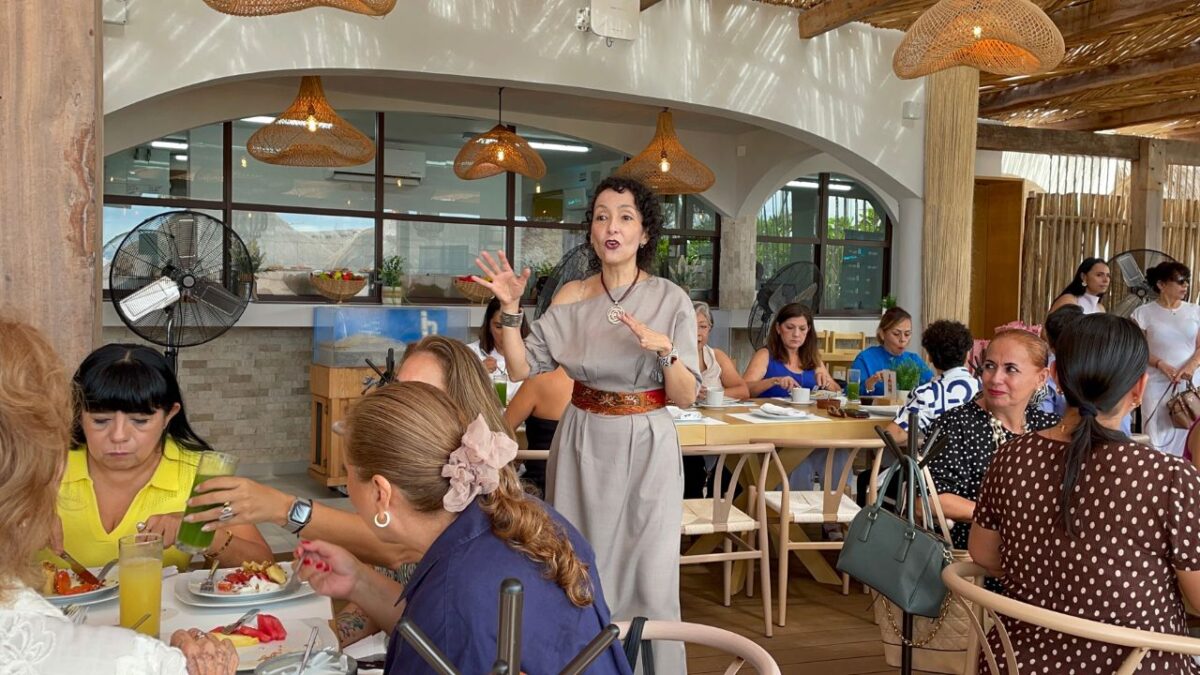 Hospiten Cancún celebra el Día de las Madres