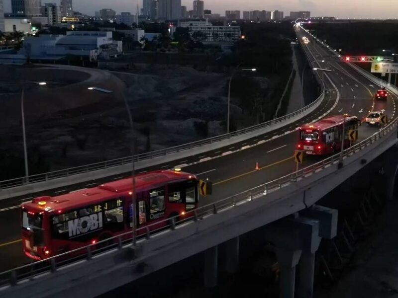 Transporte público en Cancún pasa al Estado por 15 años