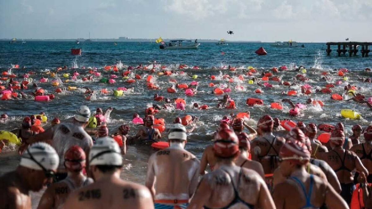 Así el arranque de la competencia “El Cruce” Cancún–Isla Mujeres