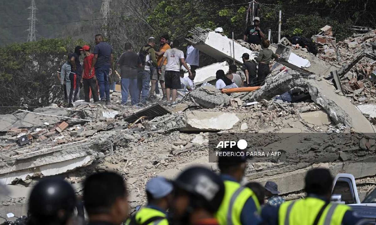 Aumenta cifra de muertos por terremotos.