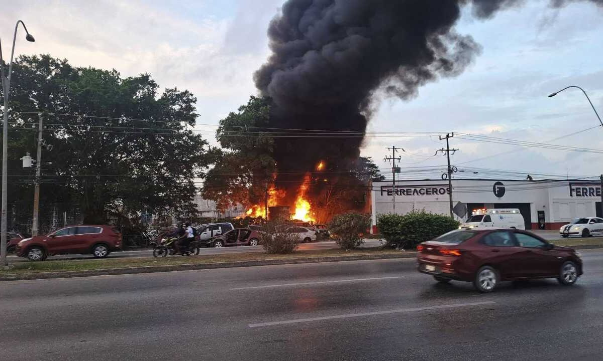 Bomberos se movilizó a la zona del siniestro.