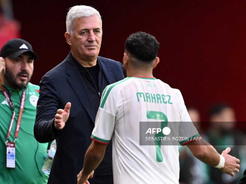 Argelia asegura continuidad y renueva al estratega suizo Petkovic