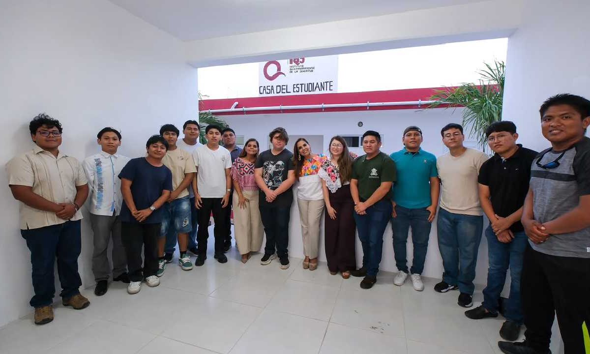 Entrega Mara Casa del Estudiante.