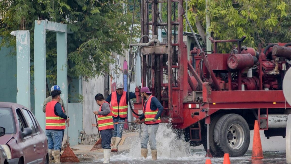 Basura causa el 80% de encharcamientos por lluvias en Cancún