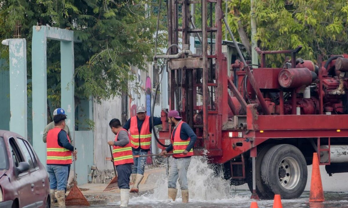 Basura causa el 80% de encharcamientos por lluvias en Cancún