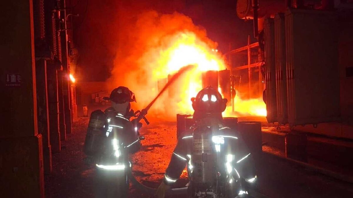 Incendio en CFE.