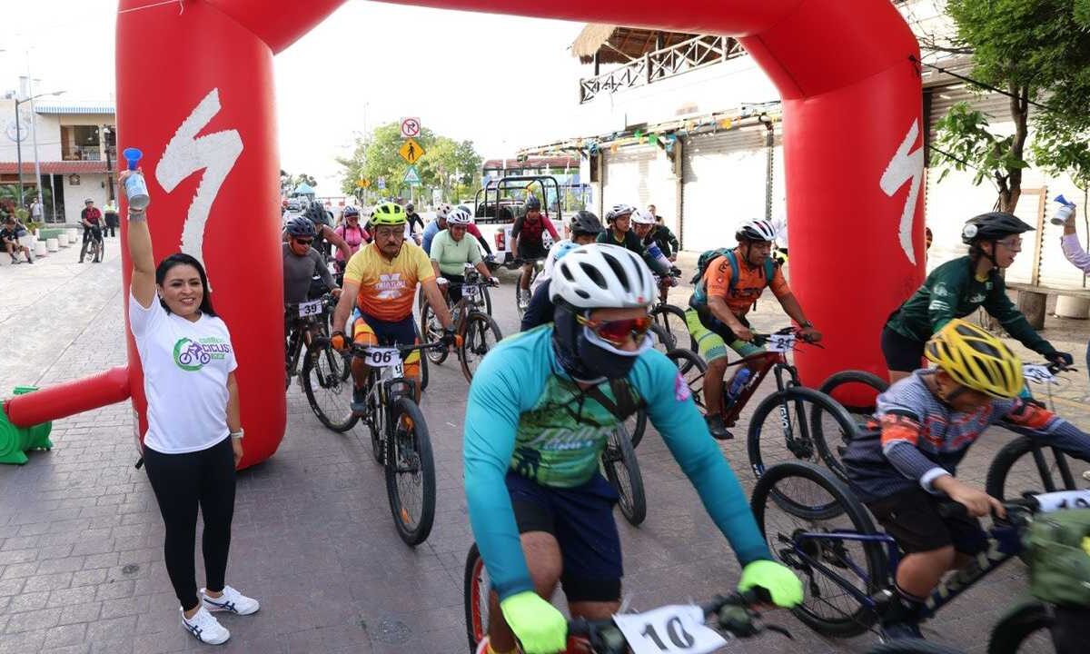 Puerto Morelos atiende a sus habitantes.