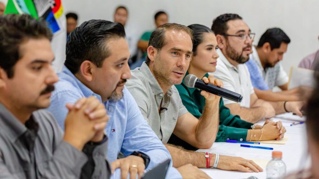 Diego Castañón Trejo evalúa y fortalece servicios en Tulum