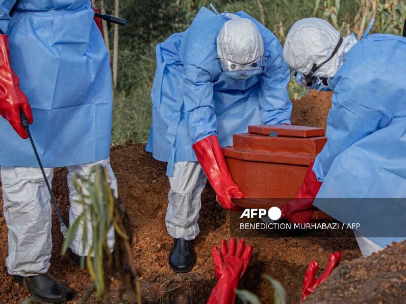Ébola se expande en Congo y preocupa a la OMS por nuevos brotes y más casos