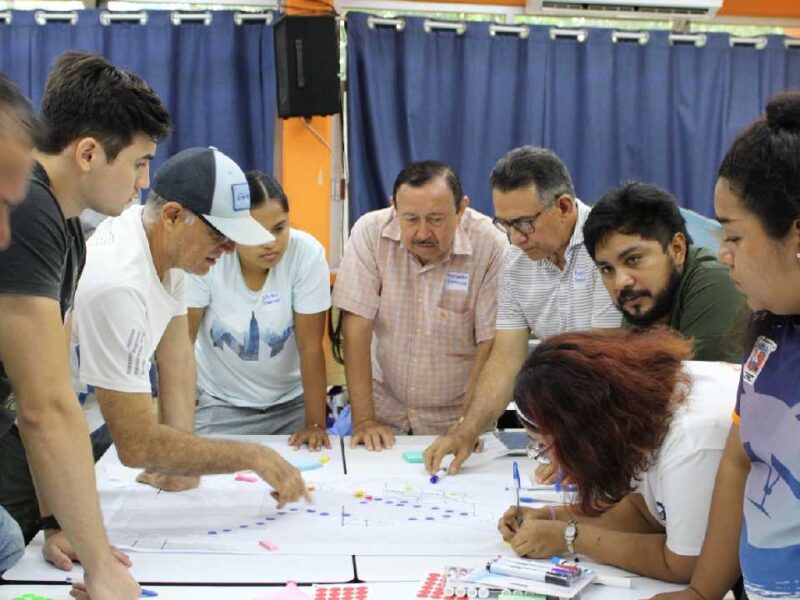 Evalúan con taller la situación actual del turismo en la Reserva Estatal Santuario del Manatí Bahía de Chetumal