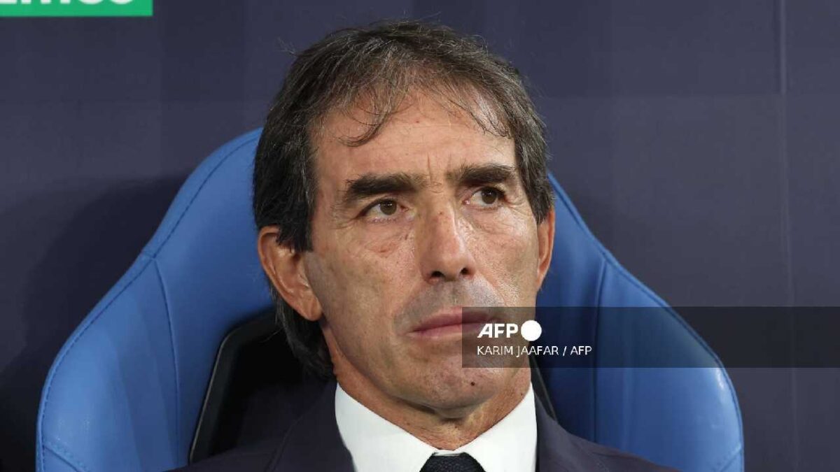 Guillermo Almada llega al nido.