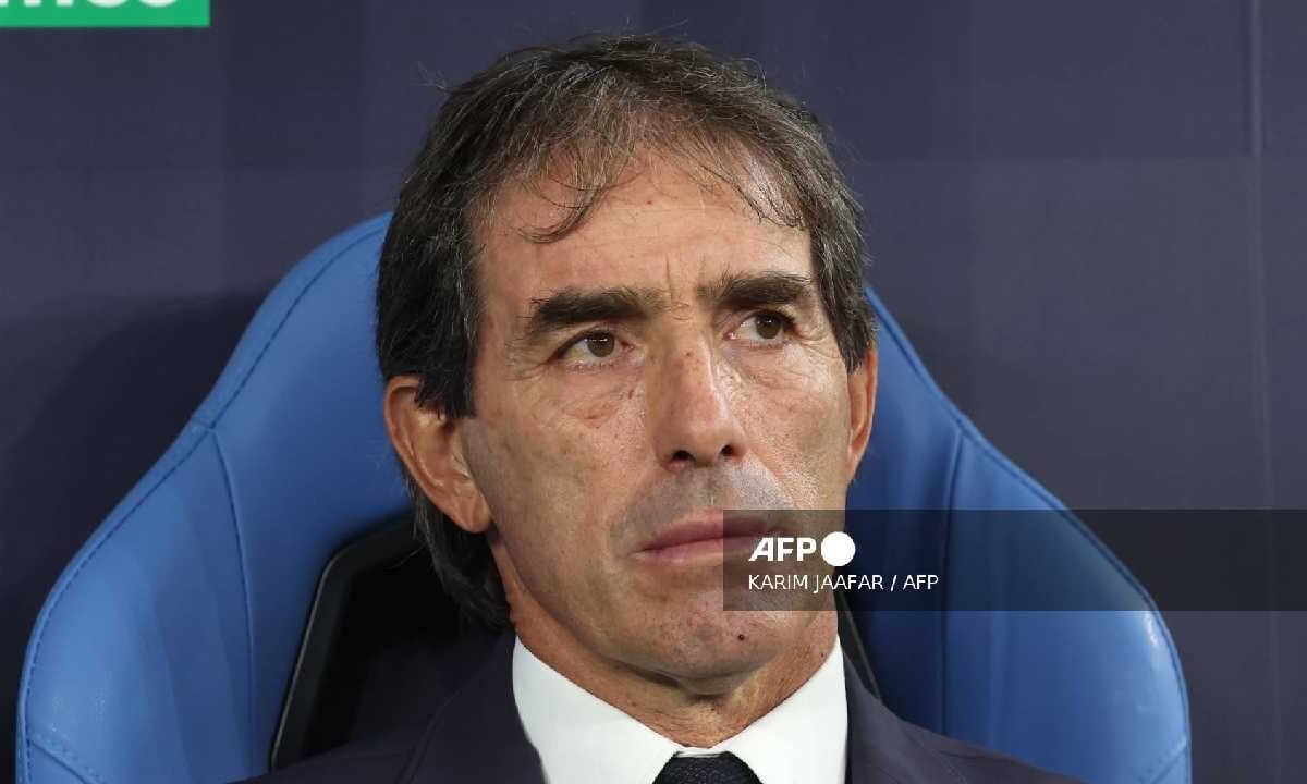 Guillermo Almada llega al nido.