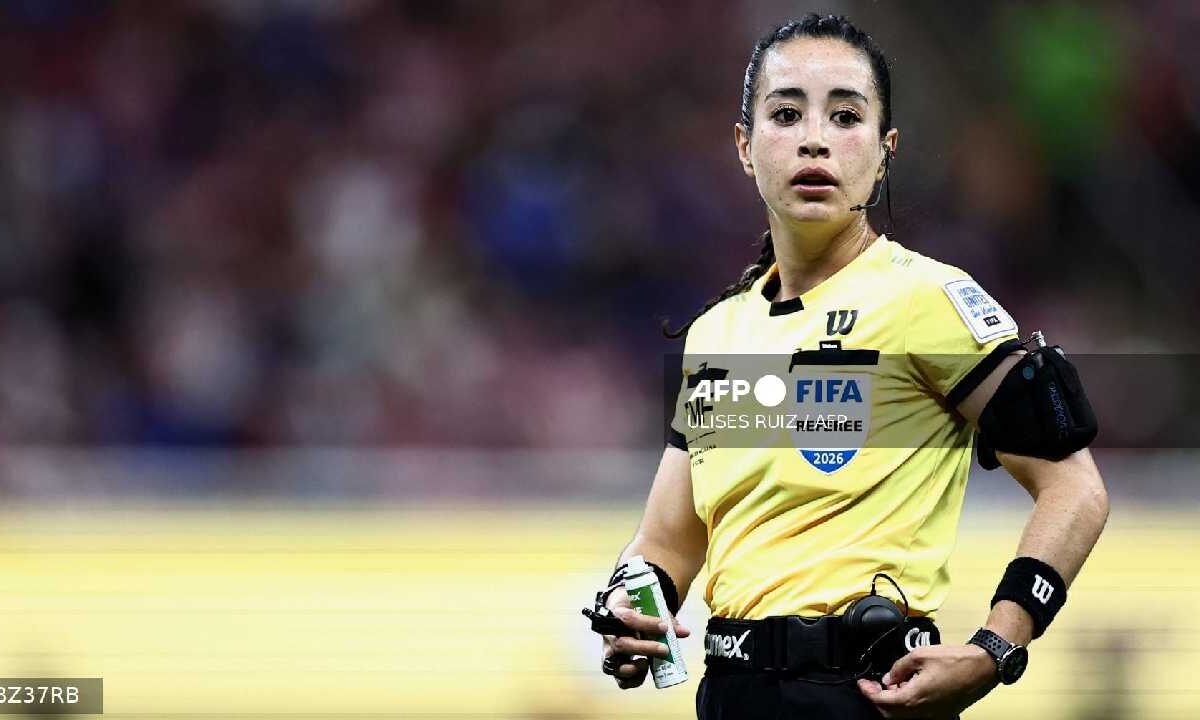 Katia Itzel García será árbitra central en un partido del Mundial.