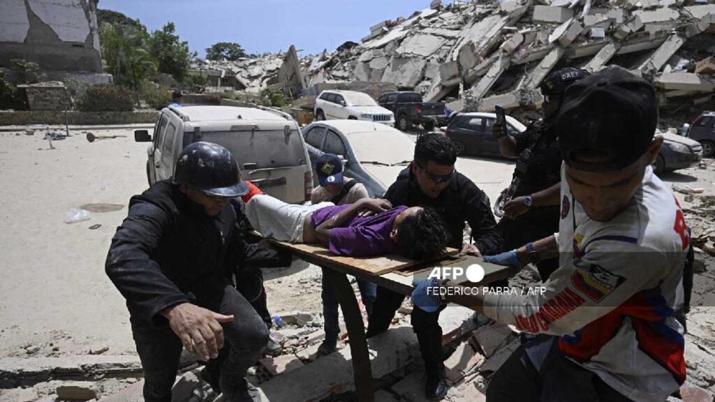 Más de 50 mil personas siguen sin aparecer tras el doble terremoto en Venezuela