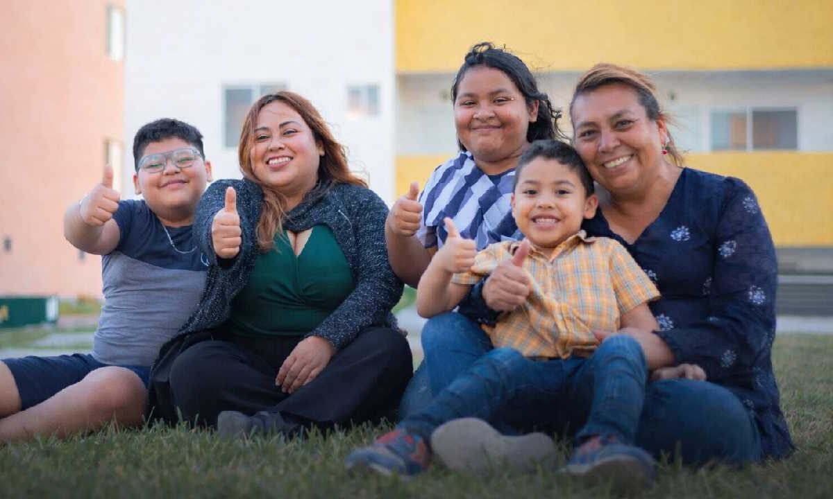 Infonavit dará asesoría.