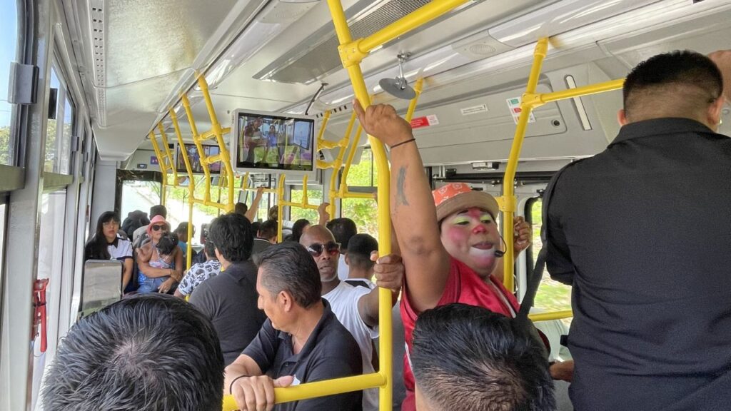 Mobi Cancún ruta 27 inicia pruebas gratis en el puente Nichupté