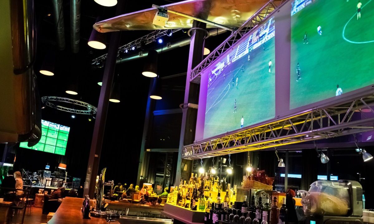 Mundial 2026 en Cancún: Restaurantes pagarán miles por partidos