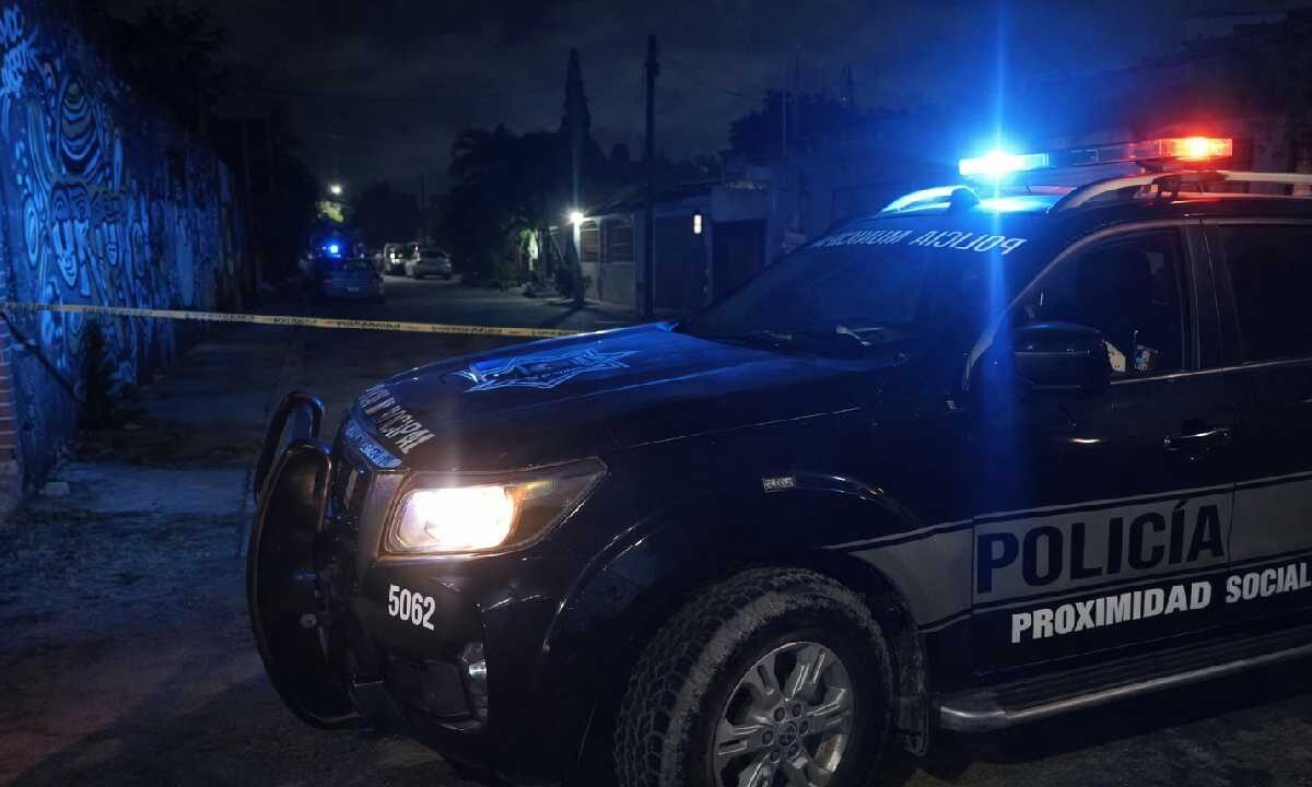 Atacan a dos con arma de fuego.