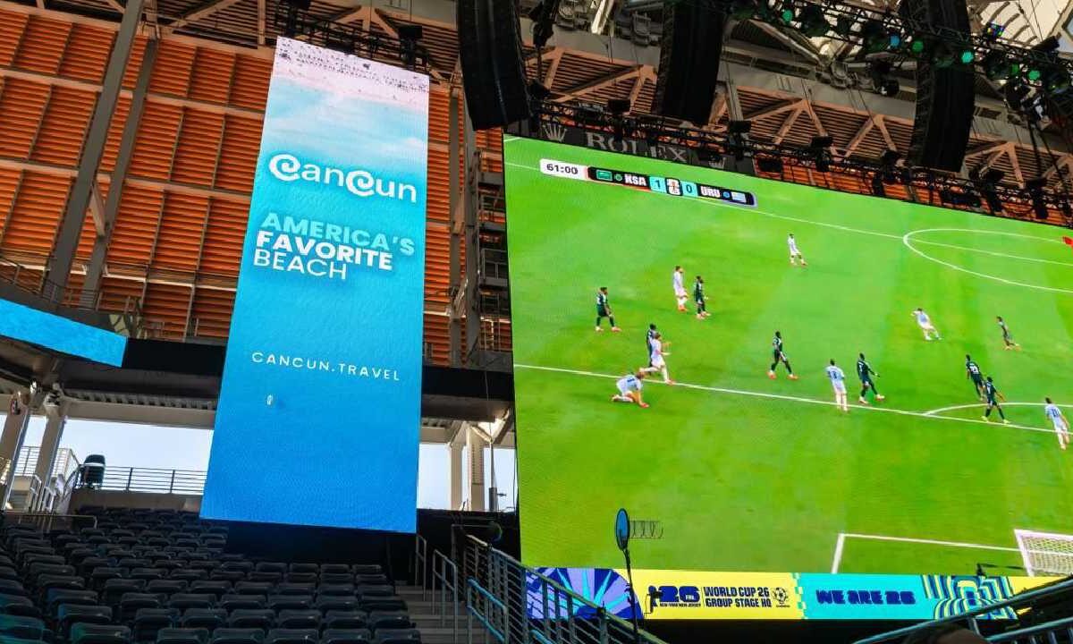 En sedes mundialistas se promociona el Caribe Mexicano.