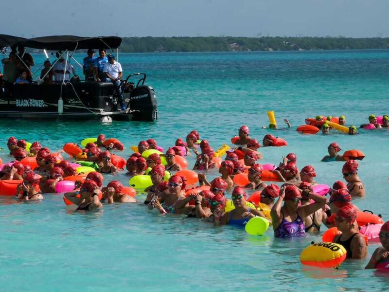 Revive los mejores momentos de el arranque del XX Maratón de Aguas Abiertas de Bacalar